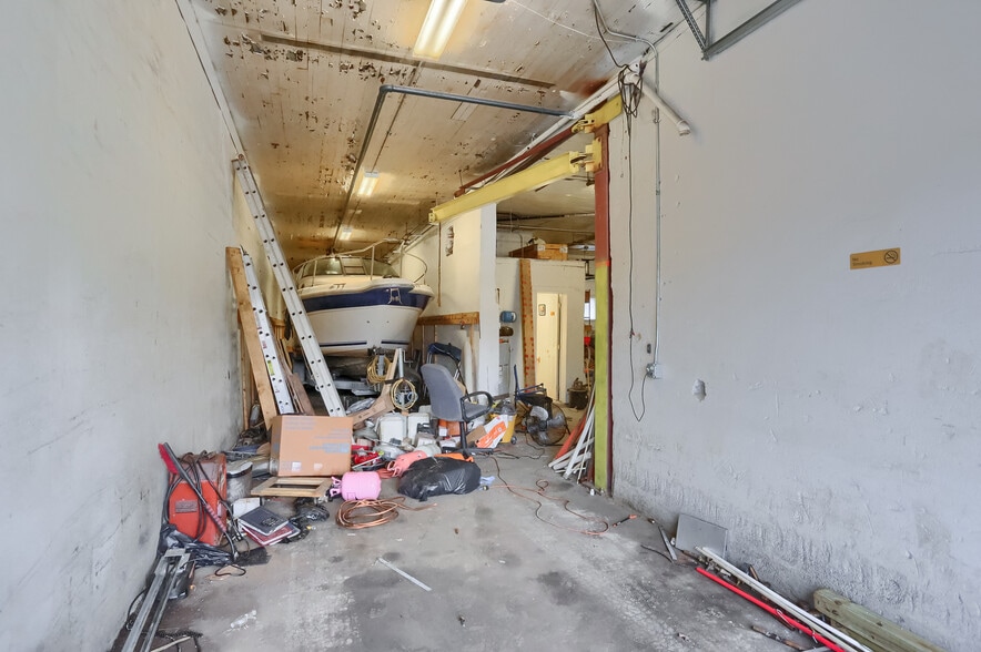 More Photos Of 97 Helen St, McKees Rocks Warehouse For Sale