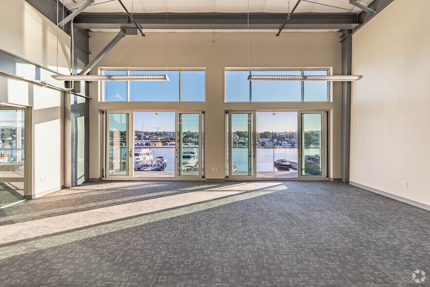 More Photos Of 2284-2360 W Commodore Way, Seattle Unknown For Lease