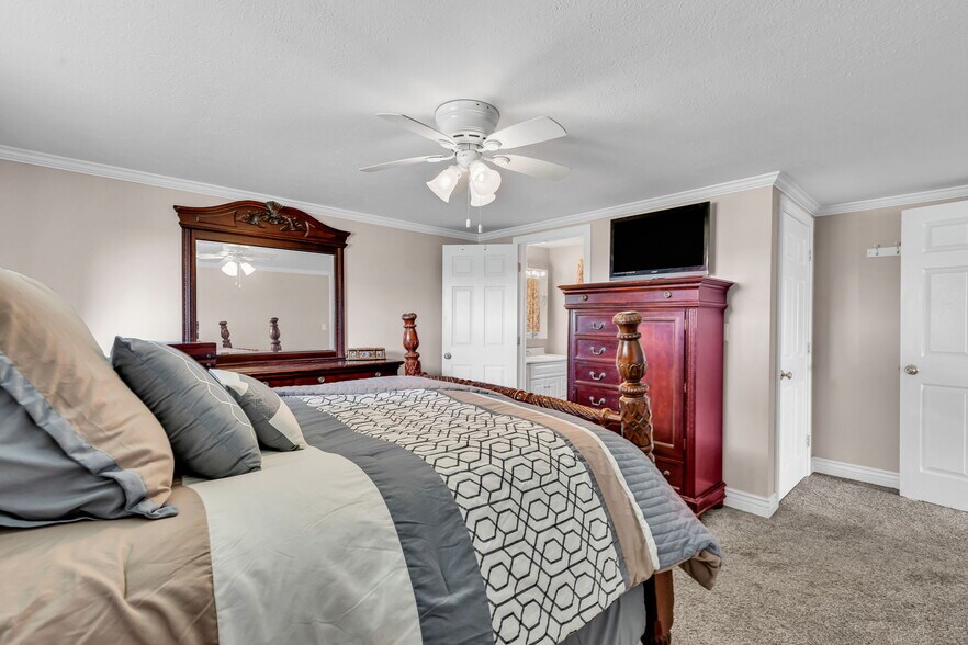 More Photos Of 5643 Yankee St, Fredericktown Specialty For Sale
