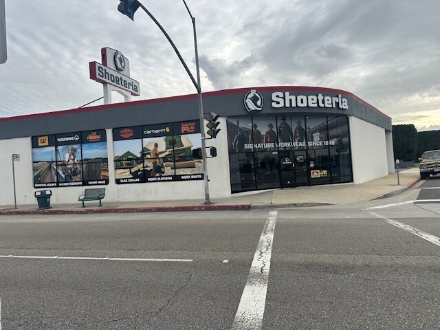 More Photos Of 1942 W Redondo Beach Blvd, Gardena Freestanding For Sale