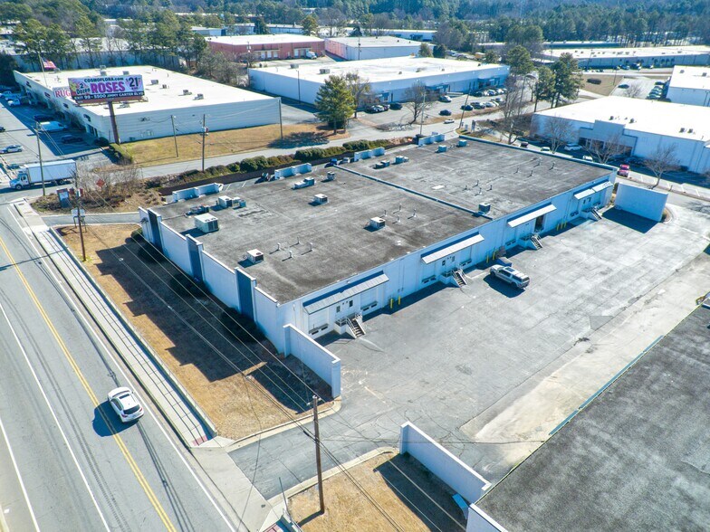 More Photos Of 6586 Dawson Blvd, Norcross Distribution For Lease