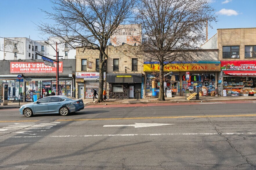 More Photos Of 418 Utica Ave, Brooklyn Storefront For Sale