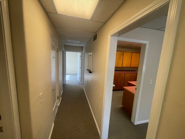 More Photos Of 1203 10th St S, Nampa Office Residential For Lease