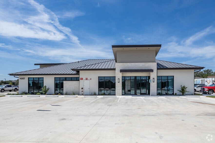 More Photos Of 4841-4865 Williams Dr, Georgetown Unknown For Lease