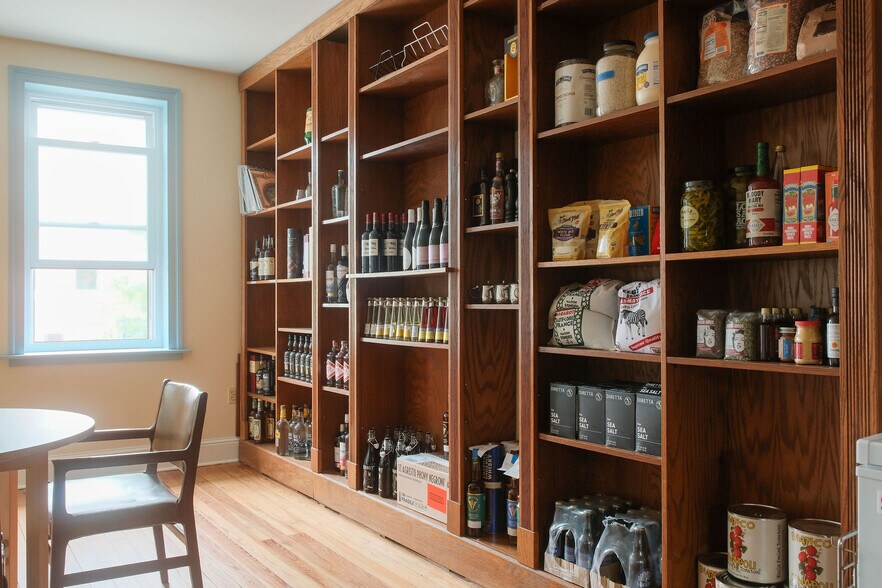 More Photos Of 1712 Aliceanna St, Baltimore Restaurant For Sale