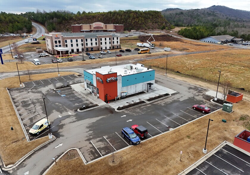 More Photos Of 212 Highland Pky, Ellijay Fast Food For Lease