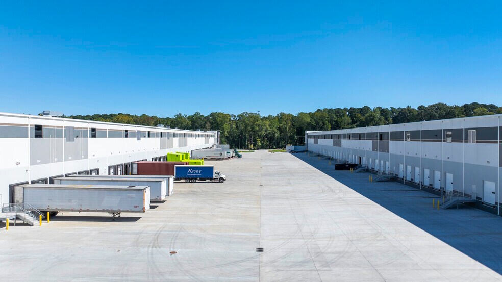 More Photos Of 421 Milburnie Lake Dr, Raleigh Unknown For Lease