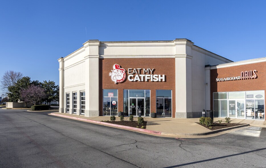 More Photos Of 200 Progress Ave, Siloam Springs General Retail For Lease