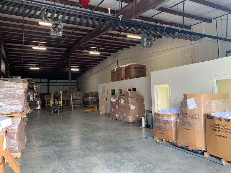 More Photos Of 891 S 490 W, Pleasant Grove Manufacturing For Lease