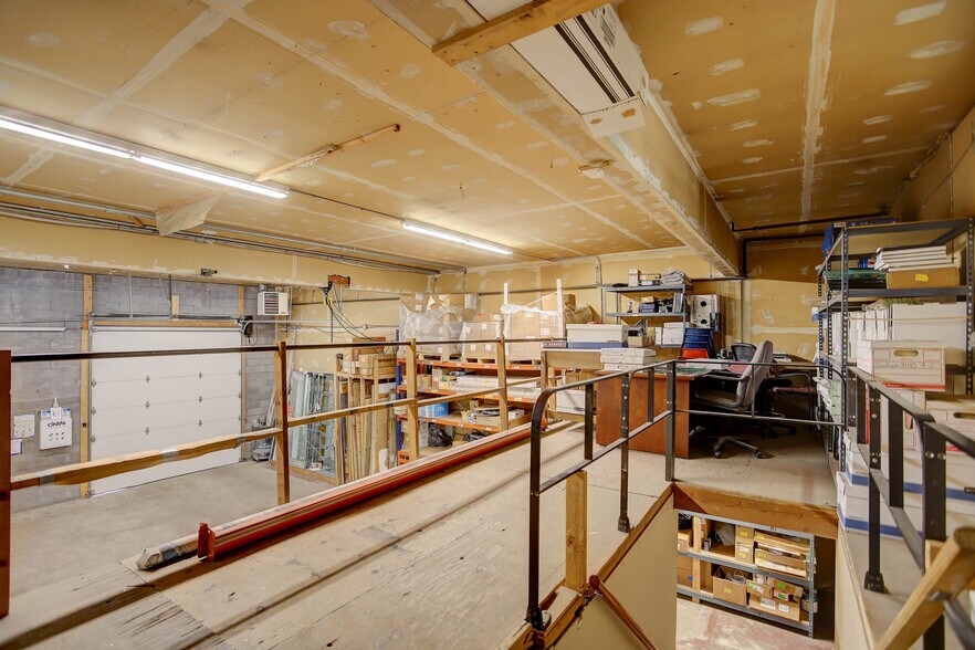 More Photos Of 5985 Lamar St, Arvada Warehouse For Lease