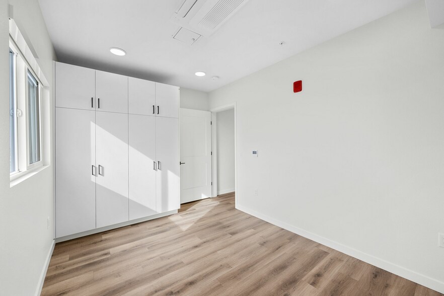 More Photos Of 3943 Oregon St, San Diego Apartments For Sale