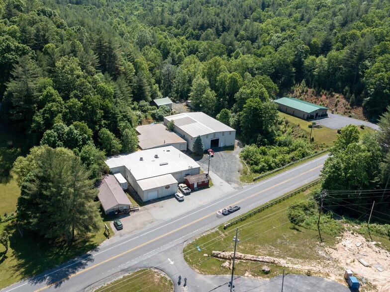 More Photos Of 6573 NC 226 Rd, Spruce Pine Unknown For Lease