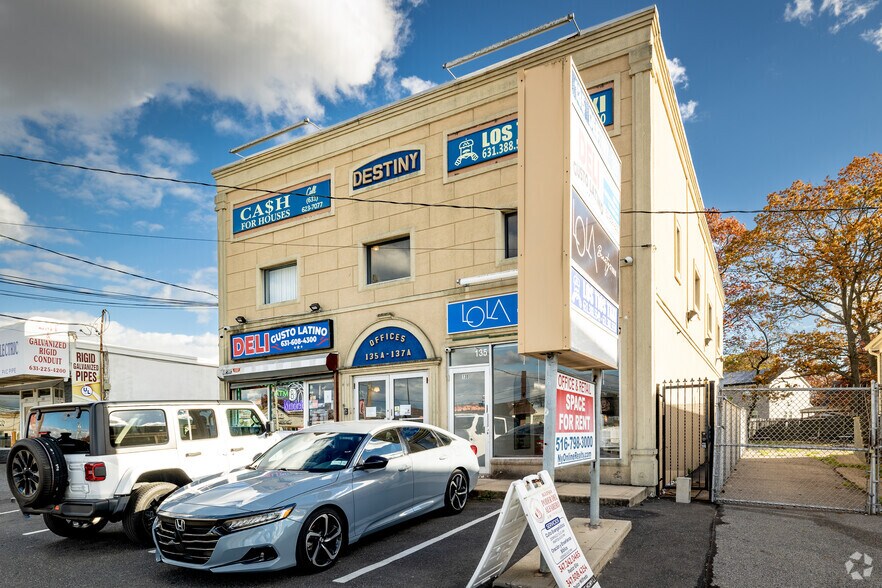 More Photos Of 135-137 Sunrise Hwy, Amityville Storefront Retail Office For Lease