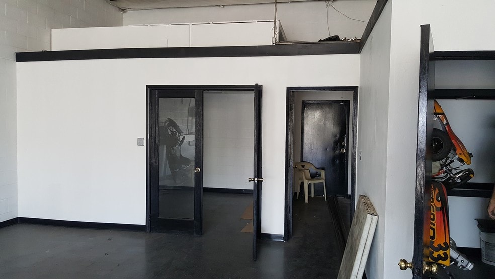 More Photos Of 1355 Brooks St, Ontario Warehouse For Lease