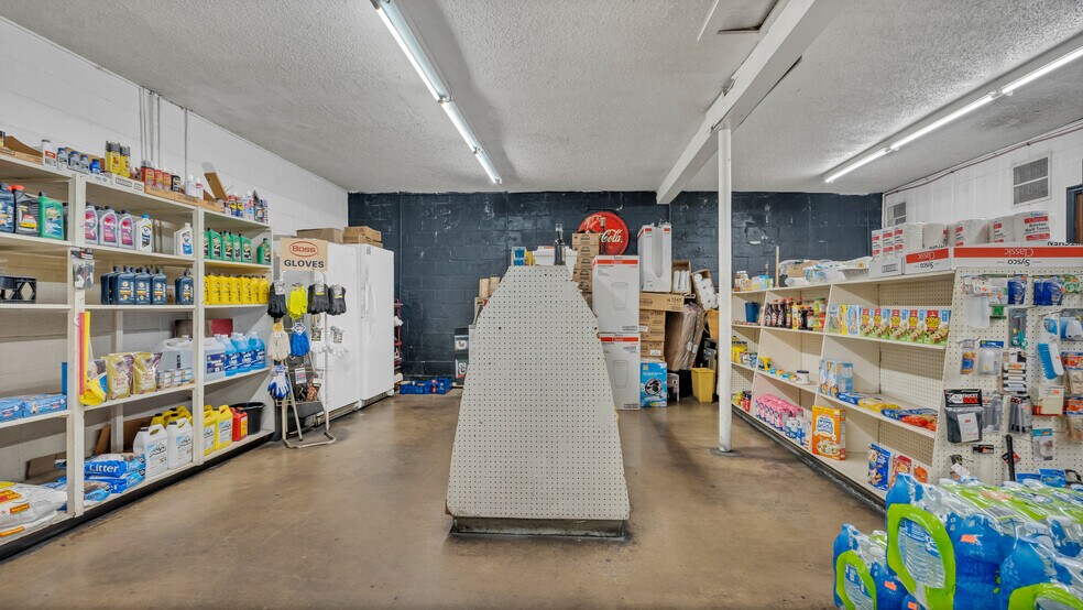More Photos Of 6578 Meridian Rd, Lone Grove Convenience Store For Sale