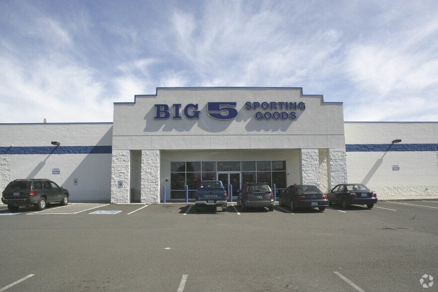More Photos Of 15500 SE Mill Plain Blvd, Vancouver Freestanding For Sale