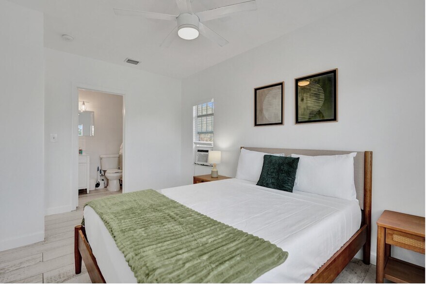 More Photos Of 911 N Federal Hwy, Lake Worth Apartments For Sale