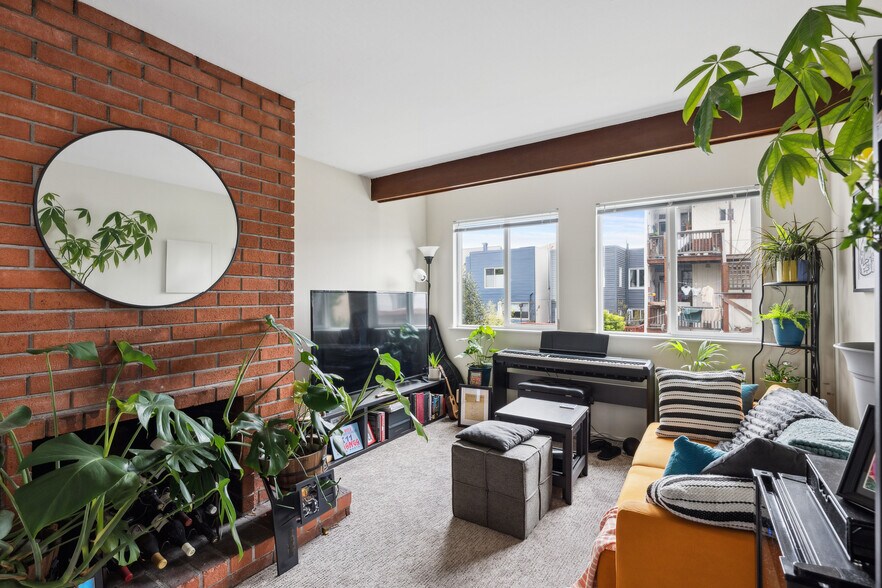 More Photos Of 457 8th Ave, San Francisco Apartments For Sale
