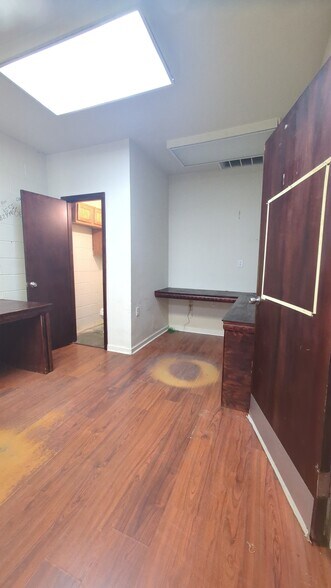 More Photos Of 1440 N Dorgenois St, New Orleans Freestanding For Lease