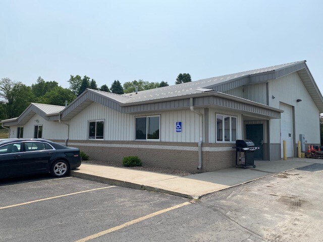 More Photos Of 4210 Highway 14 E, Rochester Industrial For Sale