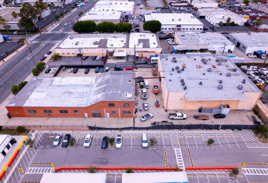 Primary Photo Of 15722 S Broadway, Gardena Warehouse For Sale