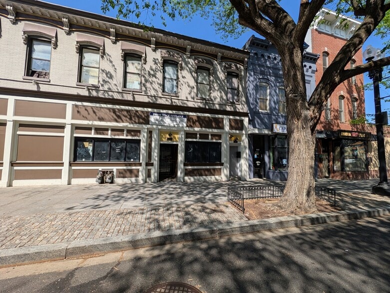 More Photos Of 1614-1616 7th St NW, Washington Storefront Retail Residential For Lease