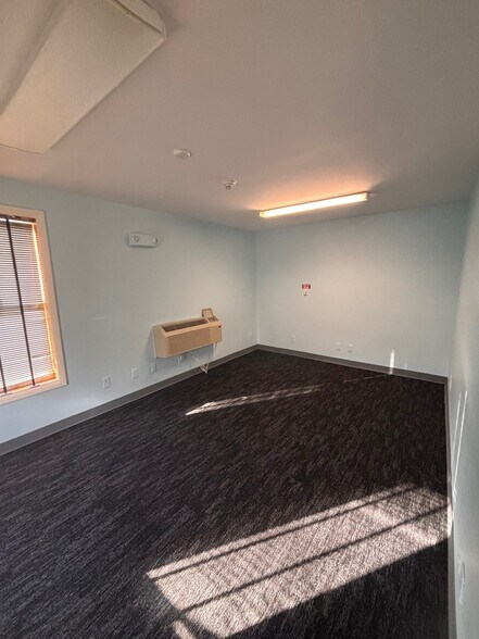 More Photos Of 6263 Taft Rd, Syracuse Warehouse For Lease