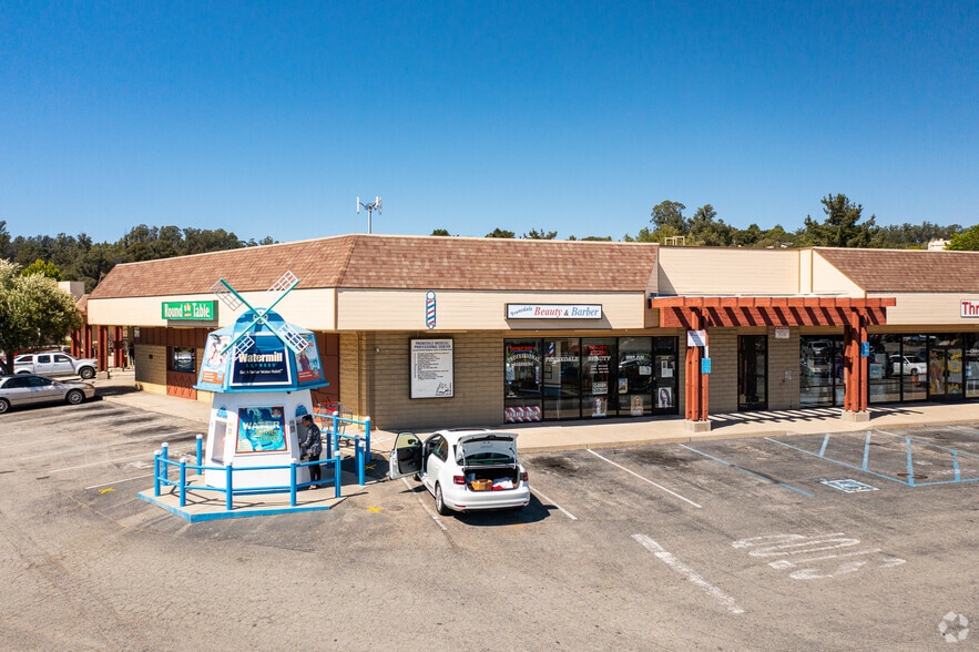 More Photos Of 7925-8075 San Miguel Canyon Rd, Salinas Unknown For Lease