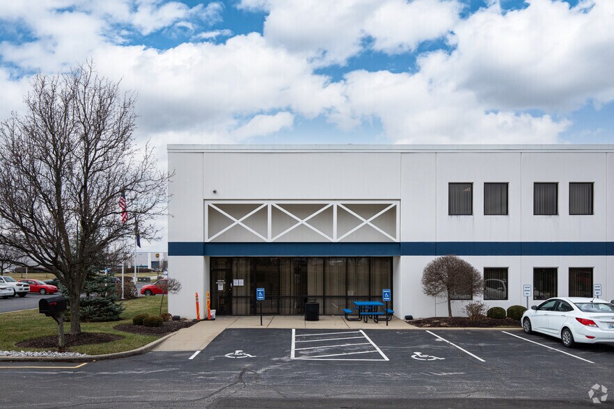 More Photos Of 1201 Aviation Blvd, Hebron Distribution For Lease