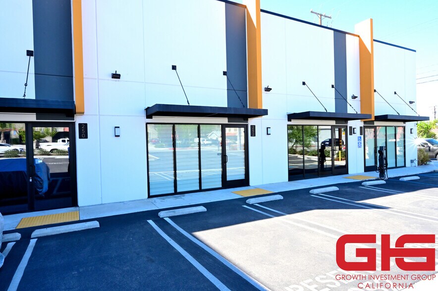 More Photos Of 238-256 W Chestnut Ave, Monrovia Warehouse For Sale