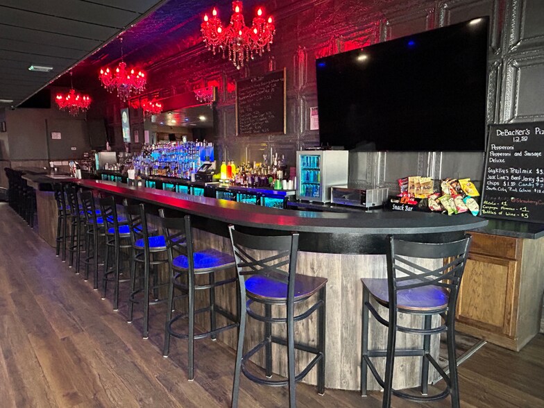 More Photos Of 1117 Ludington St, Escanaba Storefront Retail Residential For Sale