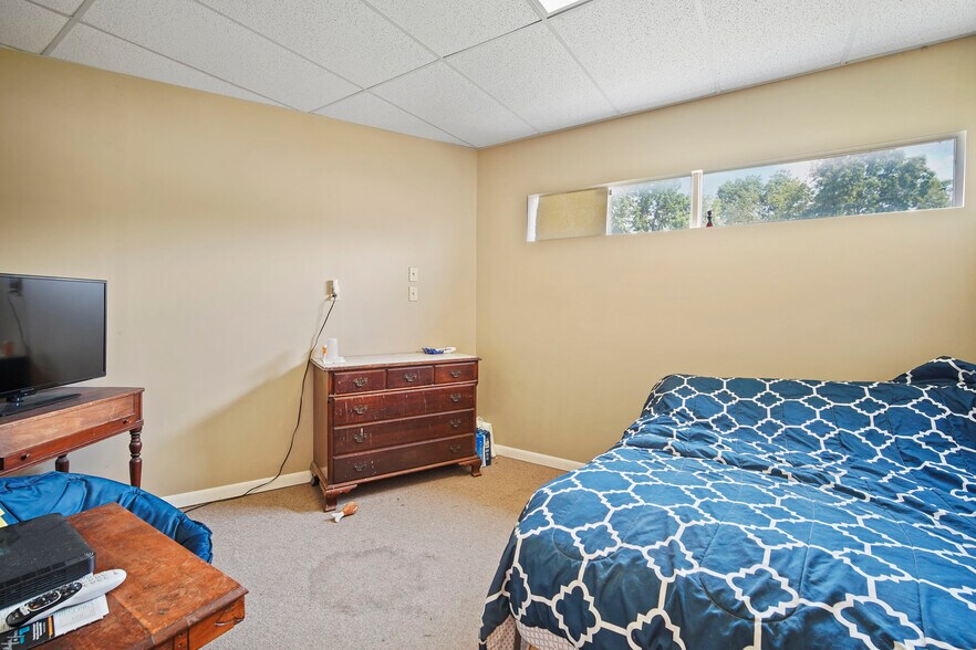 More Photos Of 3980 Ann Arbor Rd, Jackson Light Manufacturing For Sale