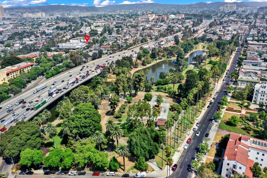 More Photos Of 435 S Boyle Ave, Los Angeles Office Residential For Sale