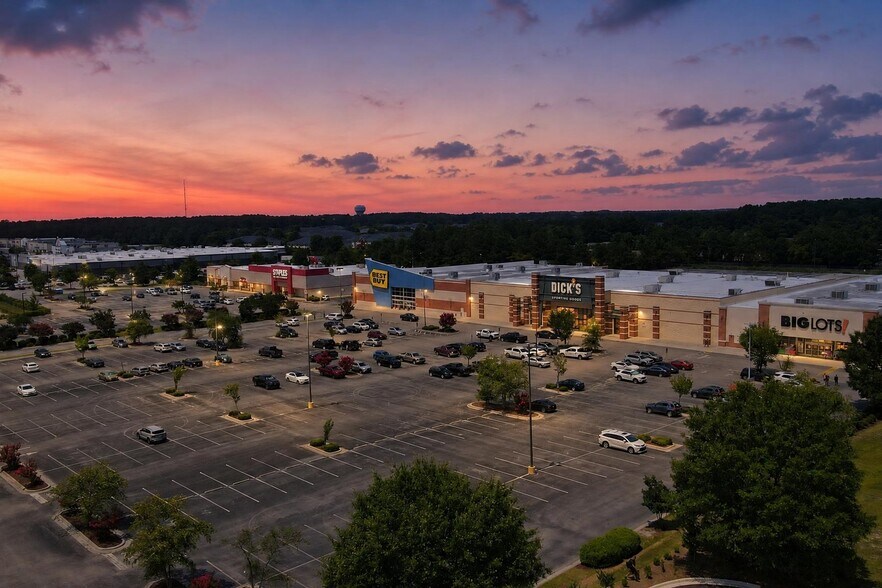 Primary Photo Of , Jacksonville General Retail For Sale