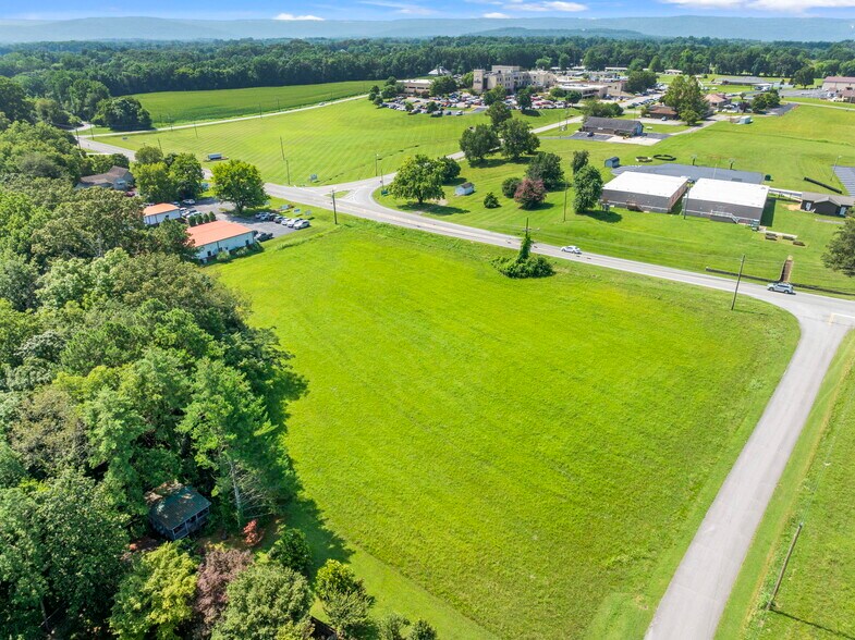 More Photos Of College St S, Winchester Land For Sale