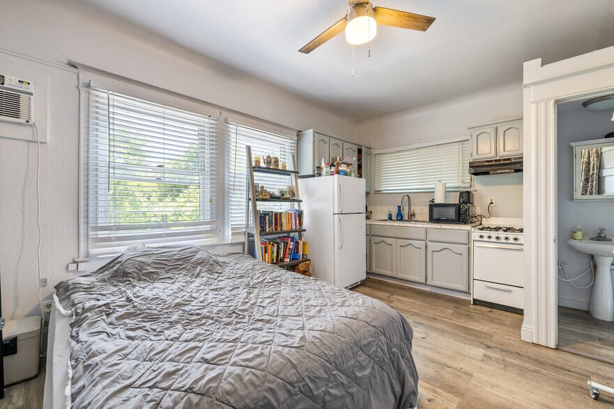 More Photos Of 1416 22nd St, Sacramento Apartments For Sale