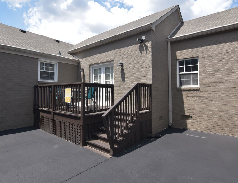 More Photos Of 2702 Greystone Rd, Nashville Office For Lease