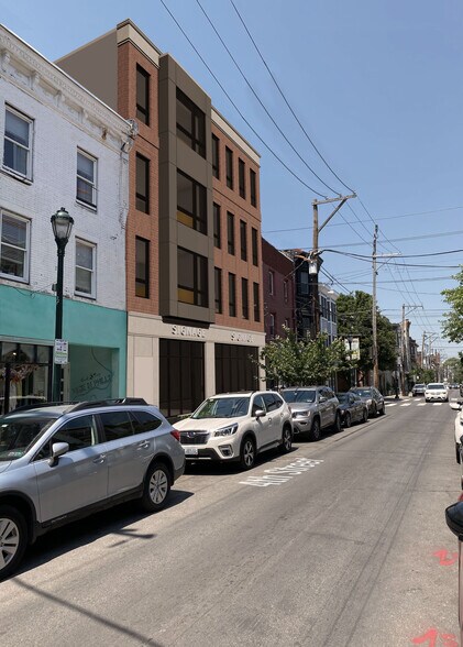 More Photos Of 754-756 S 4th St, Philadelphia Storefront For Lease