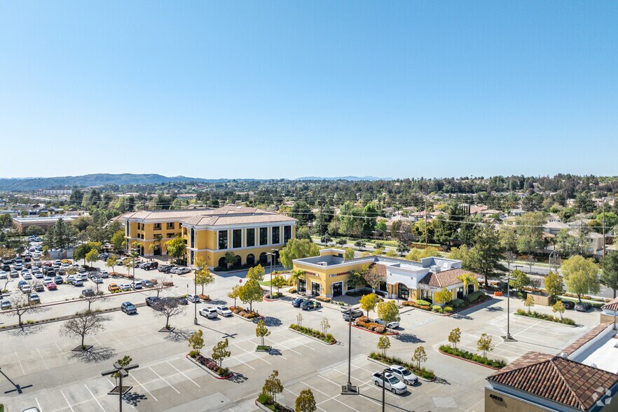 More Photos Of 32605 Temecula Pky, Temecula Unknown For Lease