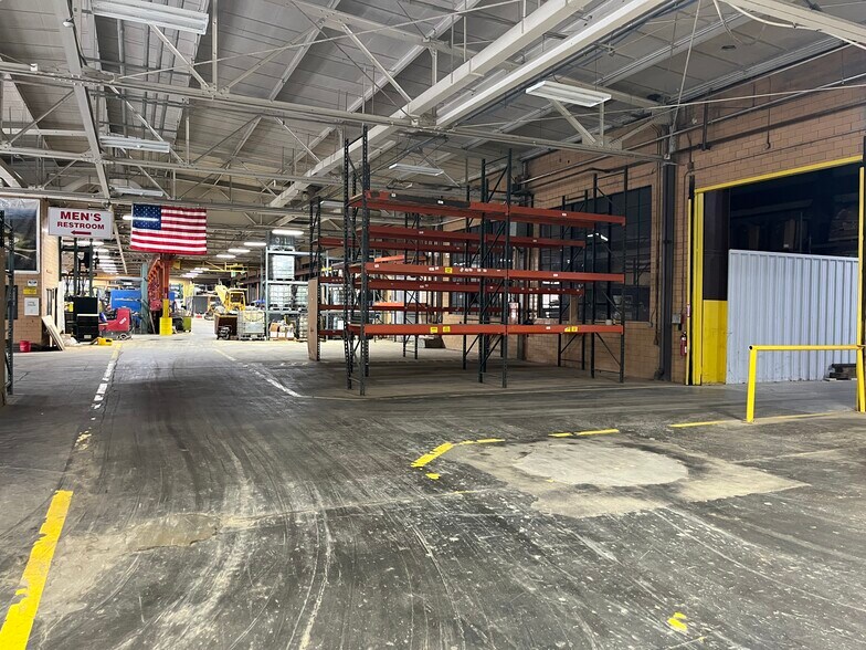 More Photos Of 339 Wilsonburg Rd, Clarksburg Distribution For Sale