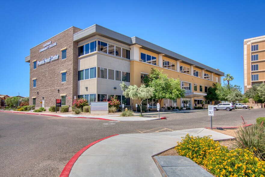 More Photos Of 555 N 18th St, Phoenix Medical For Lease