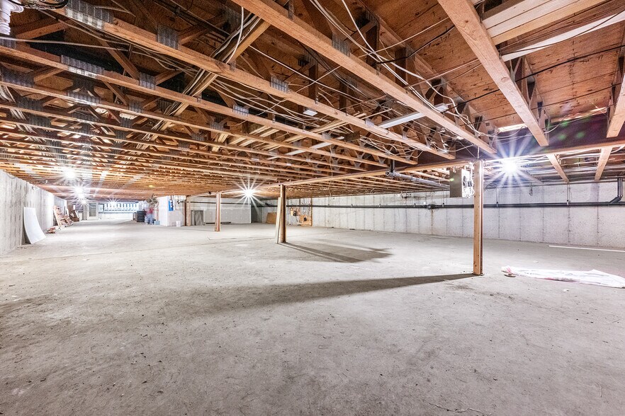 More Photos Of 131 Boston Post Rd, East Lyme Office For Lease