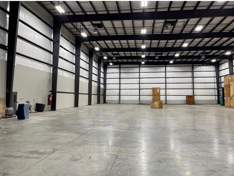 More Photos Of 5463 Watkins St, College Dale Industrial For Lease