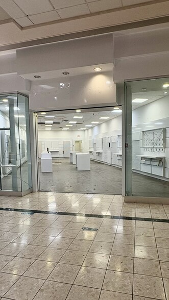 More Photos Of 40 Catherwood Rd, Ithaca General Retail For Lease