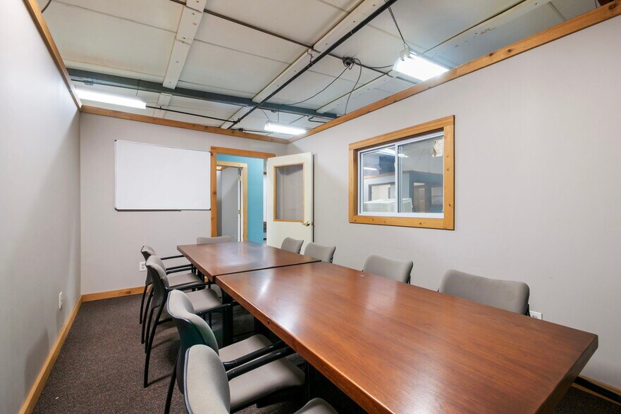 More Photos Of 690 S Lapeer Rd, Oxford Warehouse For Sale