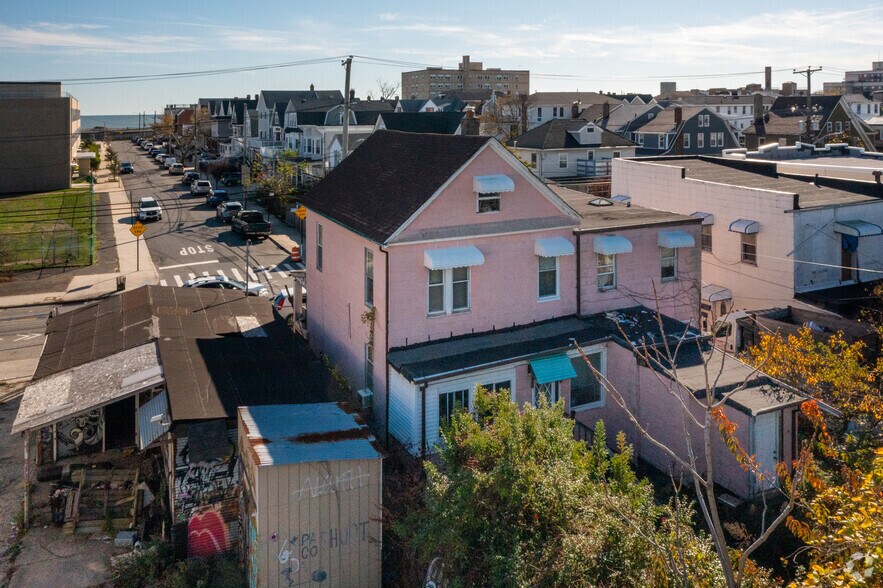 More Photos Of 11124 Rockaway Beach Blvd, Rockaway Park Apartments For Sale
