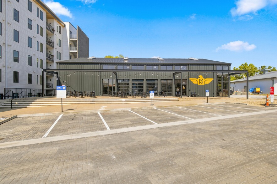 More Photos Of 722 Merritt Ave, Nashville General Retail For Lease