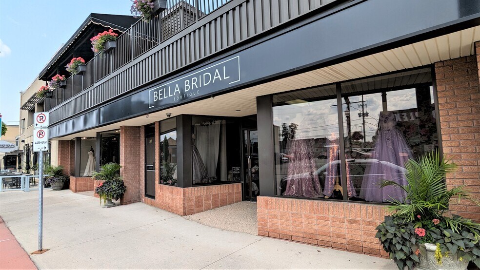 More Photos Of 816 Erie St E, Windsor Storefront Retail Residential For Sale