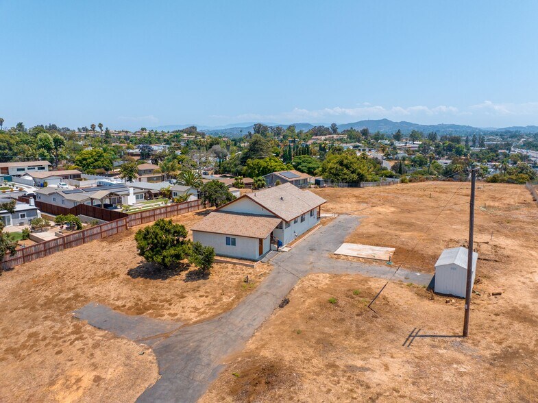More Photos Of 101 Santa Clara Dr, Vista Land For Sale
