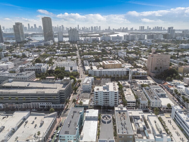 More Photos Of 721 Collins Ave, Miami Beach Storefront For Sale